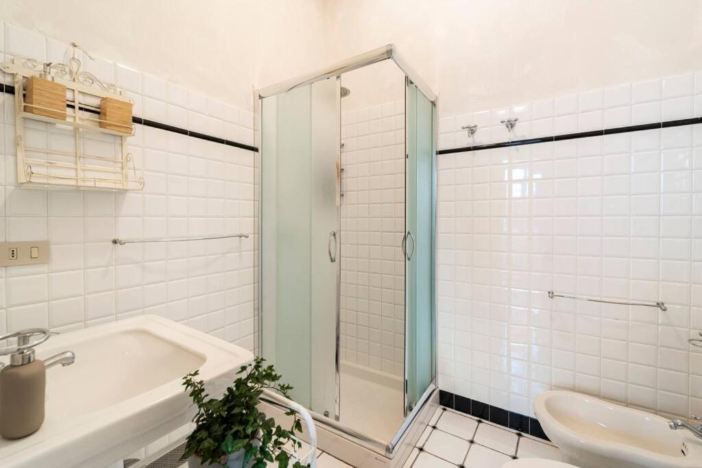 Appartamento Elegante E Centrale La Foglia D'Oro โบโลญญา ภายนอก รูปภาพ