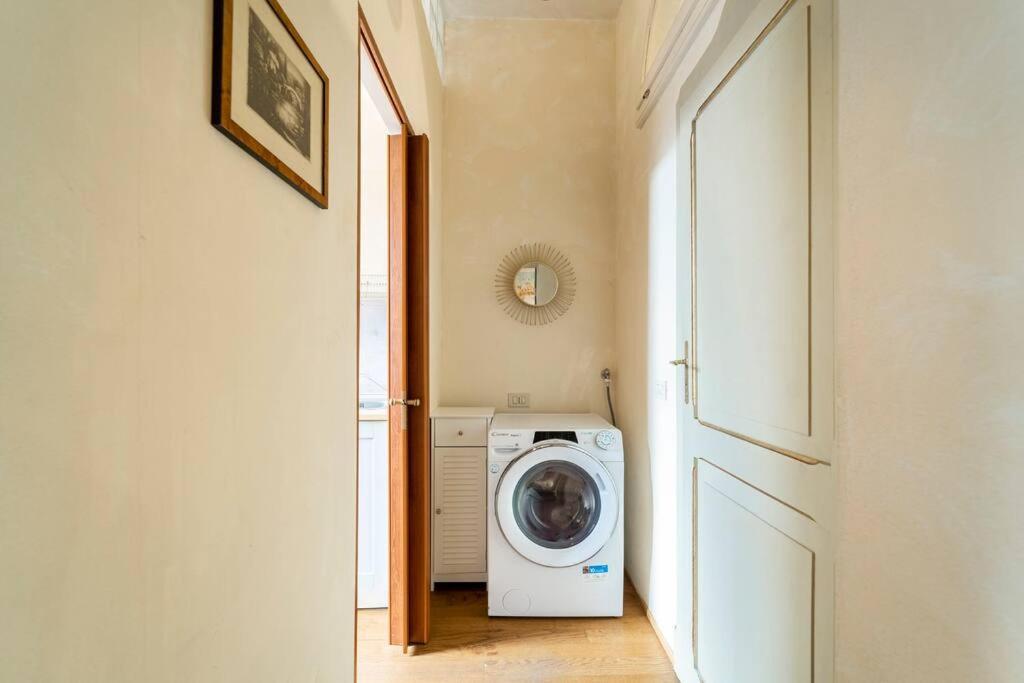 Appartamento Elegante E Centrale La Foglia D'Oro โบโลญญา ภายนอก รูปภาพ